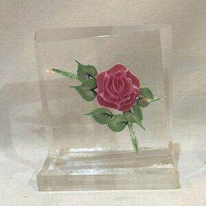 VTG Wald Lucite Acrylic Pink Rose Paperweight Desktop Deco Reverse Carved Signed